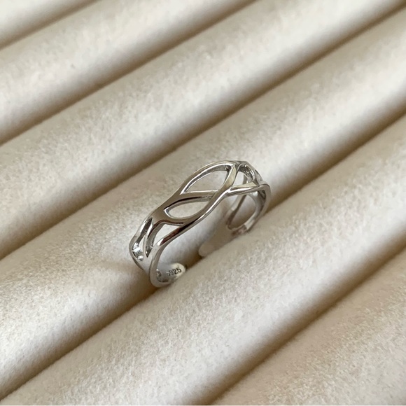 Silver ring Net ring sterling silver ring stacking ring - Picture 2 of 3